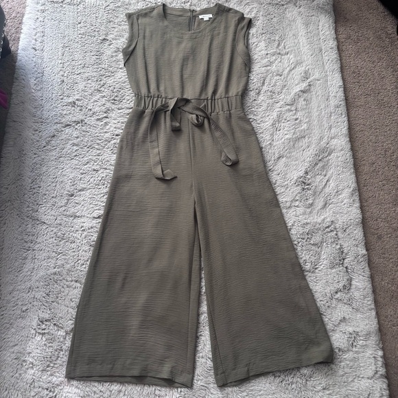 Calvin Klein Pants - Calvin Klein olive green sleeveless tie waist wide leg jumpsuit size 8